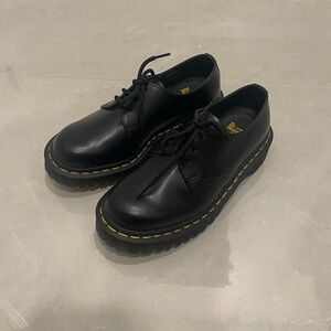 Dr Martens 1461 Women’s 7 Black Leather Platform Doc Oxford Shoes Docs 3 Eye